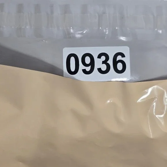 NWT Kindred Blouse Top 1X White Embroidered Floral Roll Tab Sleeve‎ Cottagecore - Picture 7 of 8